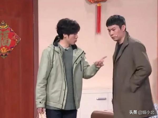 春晚：馬麗說錯臺詞，沈騰機智救場，這就是搭檔間的默契