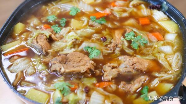 天冷農家小院都怎麼燉排骨?湯濃味鮮,入味暖胃,連喝3碗都不夠 天冷農家小院都怎麼燉排骨?湯濃味鮮,入味暖胃,連喝3碗都不夠