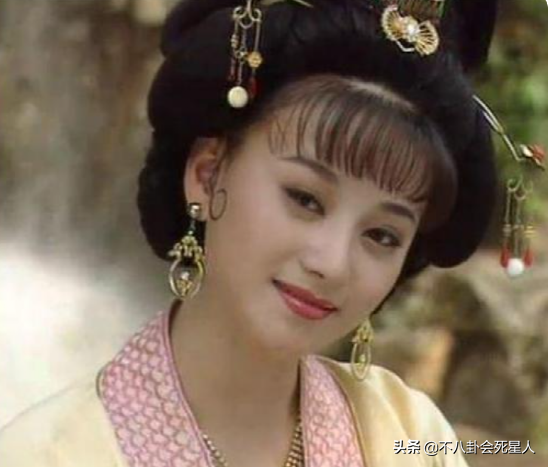 6位老年“整容臉”女星，個個臉部僵硬，笑跟哭一樣