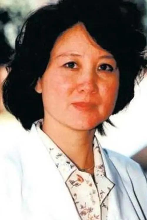 餘秋雨的另一面：拋棄髮妻李紅，另娶小16歲馬蘭，前妻怒斥偽君子