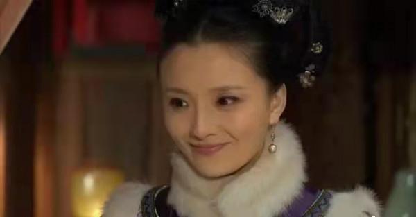 眾星現身人藝年度考核！馮遠征當考官好嚴肅，孫茜站C位王雷賣萌