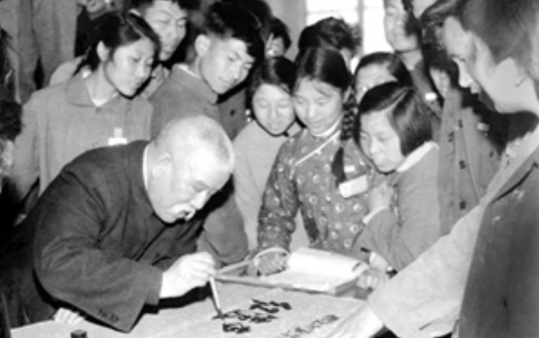 1960年，謝飄到北戴河探望陳賡，謝飄：鬍子爸爸，國家離不開你啊