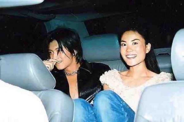 大灣區中秋晚會世紀大同框,網友:六公主專治各種矯情 大灣區中秋晚會世紀大同框,網友:六公主專治各種矯情