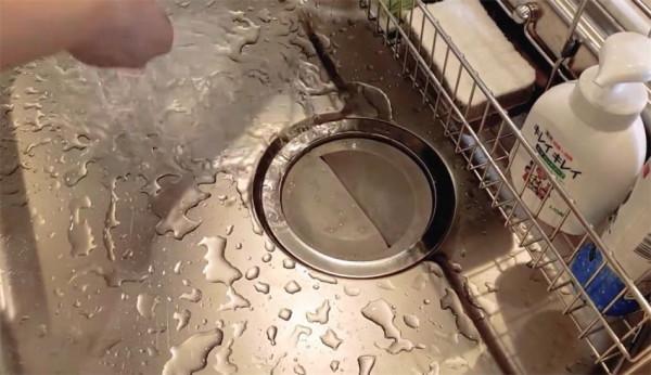 日本廚房中這些“變態”細節設計,看似不起眼,卻個個很實用 日本廚房中這些“變態”細節設計,看似不起眼,卻個個很實用