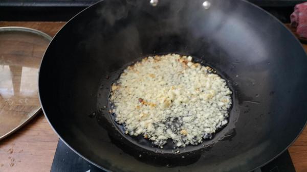 中秋家宴，4菜1湯已備好，有葷有素，做法簡單，用來待客倍有面