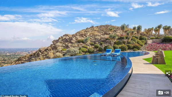 美國豪宅叫價$5000萬速賣出 位處沙漠 家中竟有水族館海底隧道