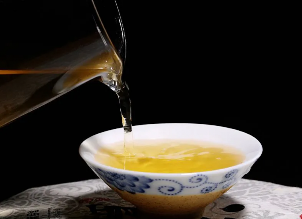 長期喝茶牙會變黃? 長期喝茶牙會變黃?