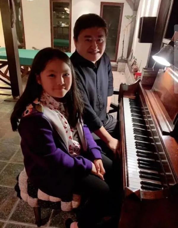 劉歡接受李湘邀請，成為王詩齡音樂老師……