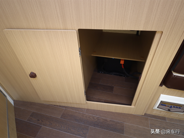 舒適旅居，細節設計，打造品質生活，愛旅途2022款夕陽紅二號房車