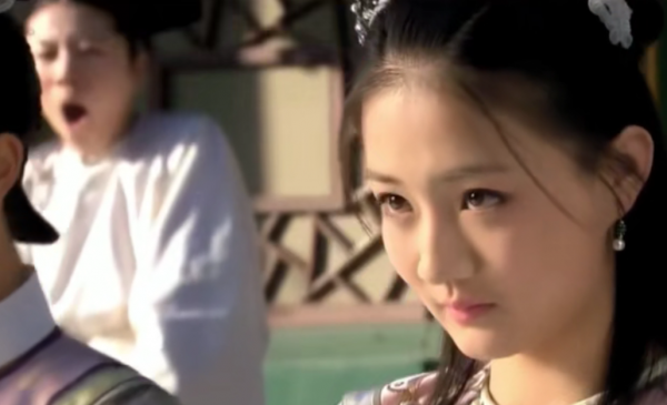 張飛穿皮鞋，楊穎“花容失色”，觀眾：我們連敷衍都不配了嗎？