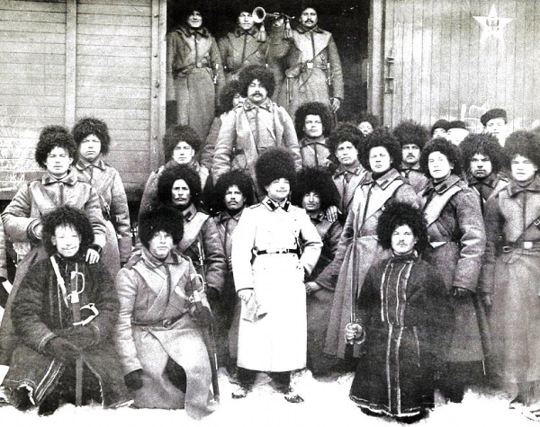 科拉絲娜·捷維察：蘇東軍隊帽徽發展史與歐洲社會主義國家的初心演變（一）