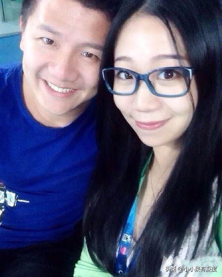 奧運冠軍陳一冰，與何雯娜有過一段戀情，今妻子漂亮女兒也很可愛