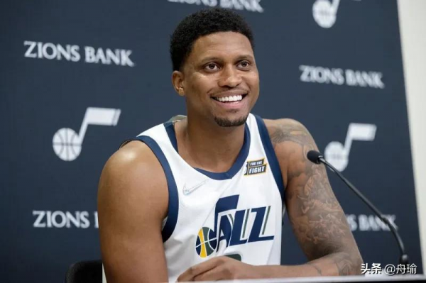 NBA晚報：湖人戰績升到第六，哈登稱呼歐文國王，雄鹿裁掉考辛斯