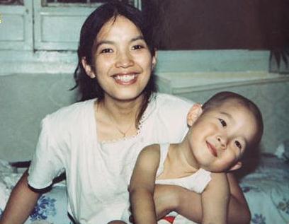 父母顏值逆天，孩子卻一言難盡？6位“長殘”星二代，簡直太可惜