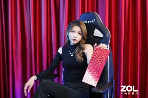 年度最紅的鍵盤 達爾優A84鍵盤圖賞 年度最紅的鍵盤 達爾優A84鍵盤圖賞