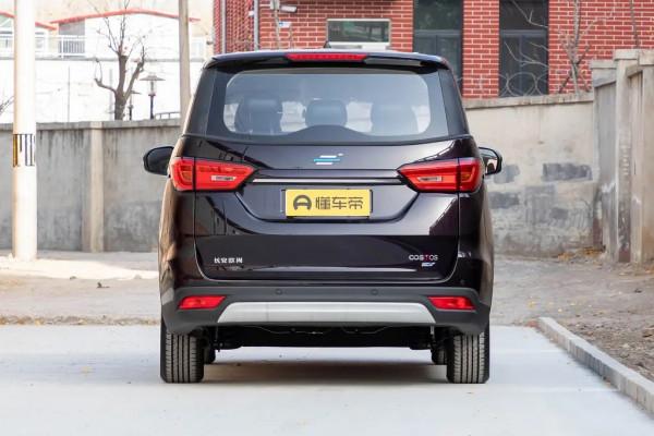 純電動的中型MPV,科尚EV空間雖大,但配置和用料跟不上 純電動的中型MPV,科尚EV空間雖大,但配置和用料跟不上