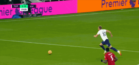 裁判之夜！0-1、2-2！兩大聯賽領頭羊“笑了”，奪半程冠軍+狂飆