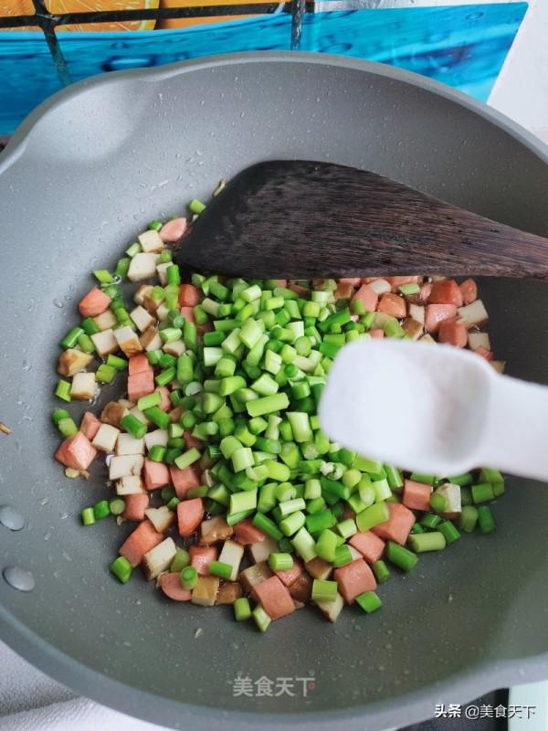 香乾像我這樣炒，兩碗米飯都不夠吃