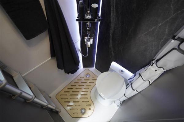 眾銳工設首款C型房車上市，隱藏式廚房觀景會客廳，設計獨具匠心