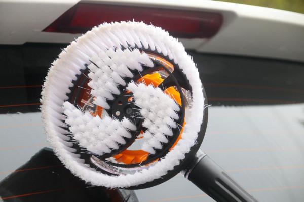 四年未使用的廚房,大掃除用掃地機真的不如用洗車機!又快又猛 四年未使用的廚房,大掃除用掃地機真的不如用洗車機!又快又猛