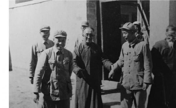 西北三馬之一的馬鴻賓，1949年9月發動起義，他後來怎麼樣了？