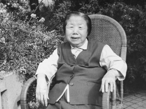 周總理臨終前，親自點名要趙煒前來，這一次是為了他心愛的小超