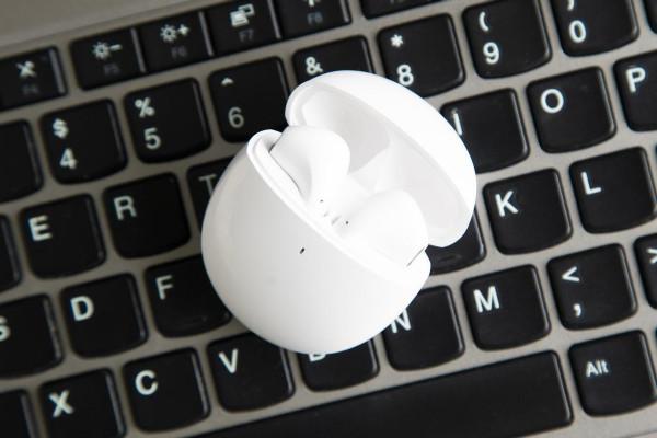 輕盈體驗和好音質不到200元？Tezo Lentil零豆隨身機能耳機評測