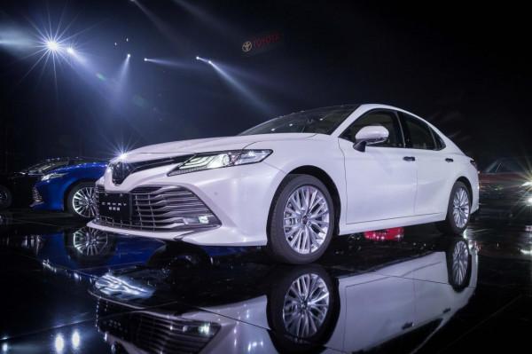 1月中級車銷量排名：凱美瑞奪冠，天籟大漲，賓士C級失利