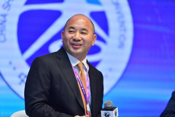 曹德旺獲終身成就獎,年度影響力企業領袖新鮮出爐,有熟悉的嗎? 曹德旺獲終身成就獎,年度影響力企業領袖新鮮出爐,有熟悉的嗎?