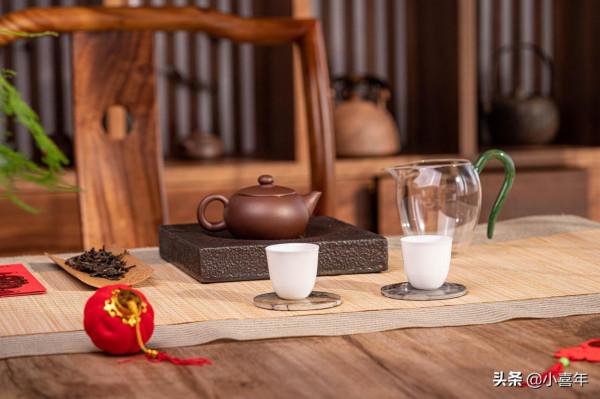 如何在家擺一張有年味兒的茶席？這5句口訣快碼起來