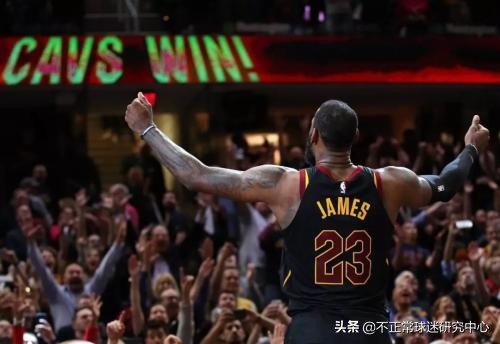 常規賽65勝沒奪冠?哈登敗於傷病,司機慘遭黑8,庫裡73勝總亞軍 常規賽65勝沒奪冠?哈登敗於傷病,司機慘遭黑8,庫裡73勝總亞軍