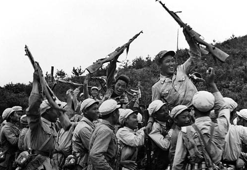 毛主席為何堅持抗美援朝？十幾年後美國頓悟：中國不僅是贏了戰爭