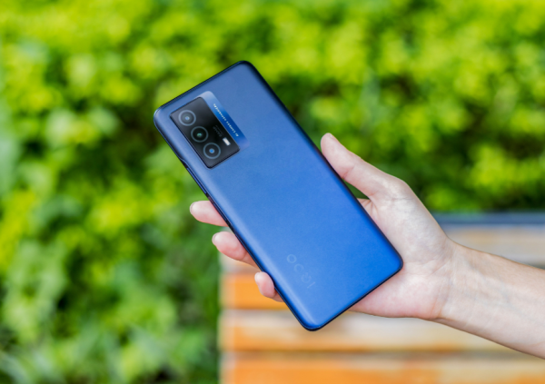 2021年最新手機續航排名:蘋果“超神”,iQOO第二、realme第三 2021年最新手機續航排名:蘋果“超神”,iQOO第二、realme第三