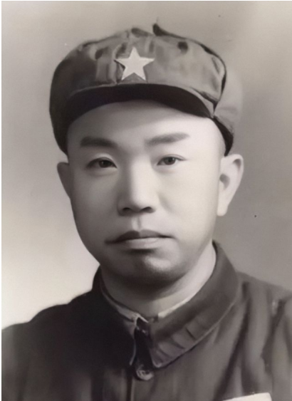 鄭洞國問許世友:我親眼見你揮刀殺入師部,為何突然撤了 鄭洞國問許世友:我親眼見你揮刀殺入師部,為何突然撤了