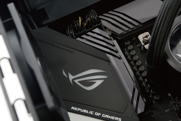 武裝到牙齒的效能猛獸!ROG光魔G35遊戲PC 武裝到牙齒的效能猛獸!ROG光魔G35遊戲PC