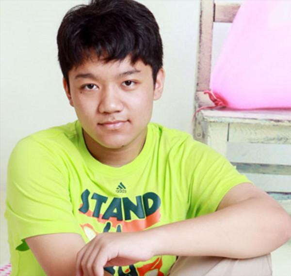 家有兒女尤浩然，前途不保只是因為長殘了？問題遠比你看到的多