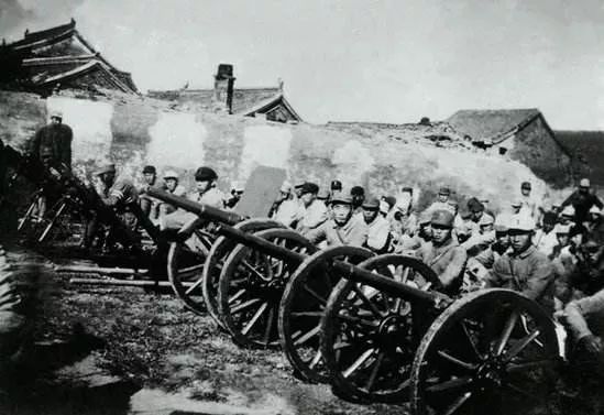 黃橋戰役情況接二連三，我軍一個營去向不明，敵軍獨立旅遲遲不來