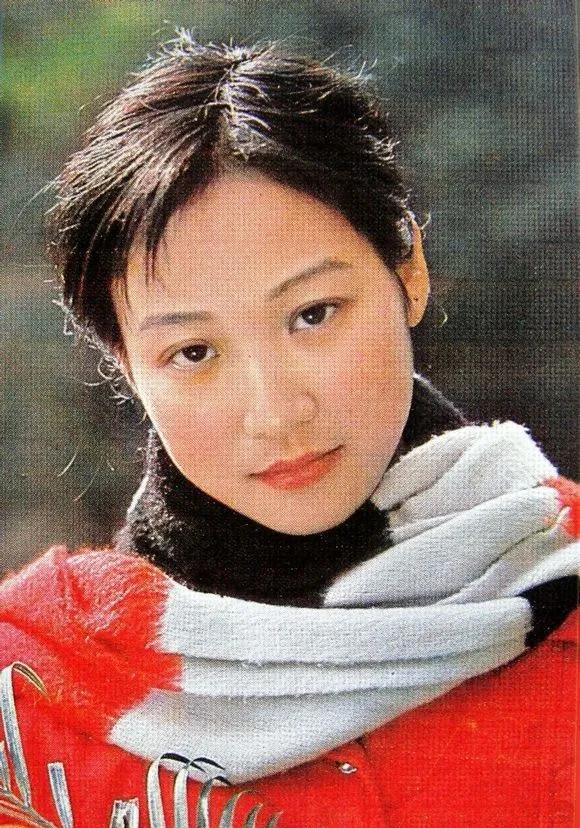 成名於《誰是第三者》的80年代影后李克純,感情經歷起伏波瀾 成名於《誰是第三者》的80年代影后李克純,感情經歷起伏波瀾