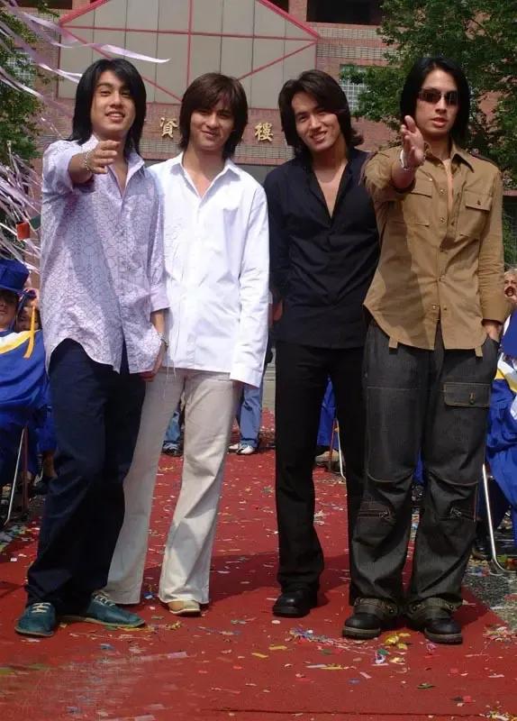 看過這十部劇的表明你已不再年輕,有林志穎,立威廉,周潤發主演 看過這十部劇的表明你已不再年輕,有林志穎,立威廉,周潤發主演