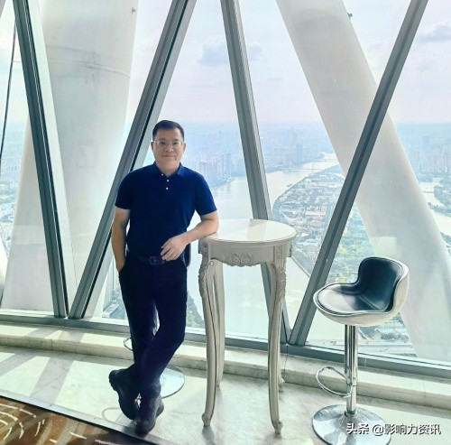 梁國德散文丨丨巍巍山上松 梁國德散文丨丨巍巍山上松