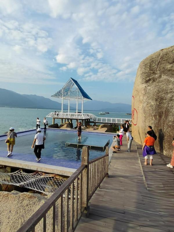 西江月（難忘海南風光）