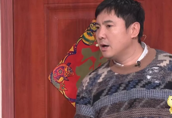 眾星春晚造型：趙麗穎連換兩套，張小斐氣質出眾，馬凡舒甜美可人
