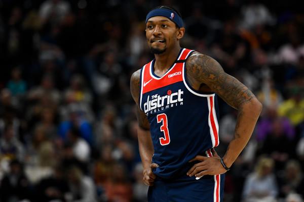 3訊息！2.4億合同誕生！湖人簽約賺大了，籃網拒絕1換3交易歐文