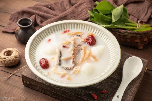 冬至快！給大家適合冬天的食療藥膳方，好吃又健康