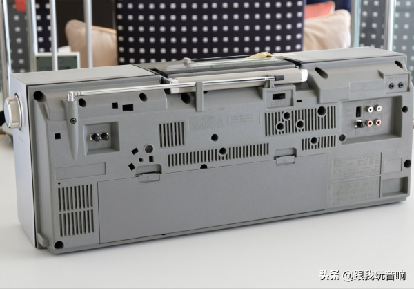 日立 HITACHI TRK-W1分體式立體聲音響 雙卡帶機收錄機 日立 HITACHI TRK-W1分體式立體聲音響 雙卡帶機收錄機