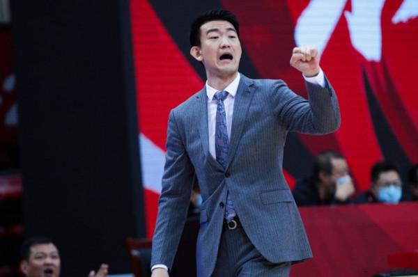 廣廈虐福建！三少未出汗，王博狂練小將，2將驚喜，朱世龍無奈了