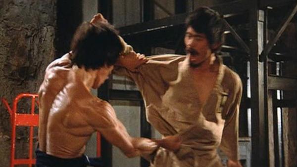 演了30年龍套,周星馳一部戲把他捧上人生巔峰,元華的坎坷星路 演了30年龍套,周星馳一部戲把他捧上人生巔峰,元華的坎坷星路