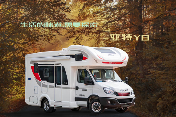 21款亞特Y8依維柯房車，依維柯最大內寬乾溼分離衛生間