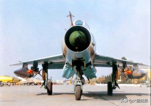 中國改進殲7面臨資金困境，約旦帶來合作，屠基達感慨：絕處逢生