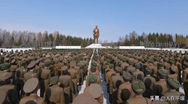 金正日的白頭山行進之路